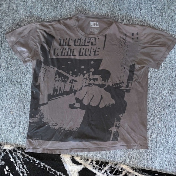 Muhammad Ali Graphic Tee - Picture 1 of 1